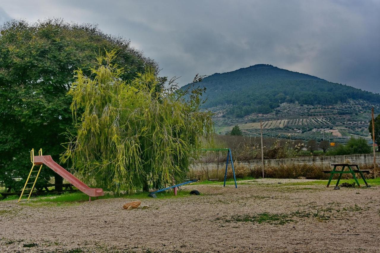 Pearl Of The Valley Hotel Kfar Tavor Екстериор снимка