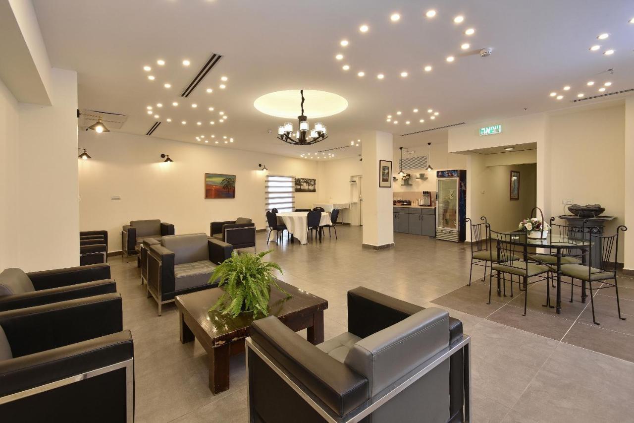 Pearl Of The Valley Hotel Kfar Tavor Екстериор снимка