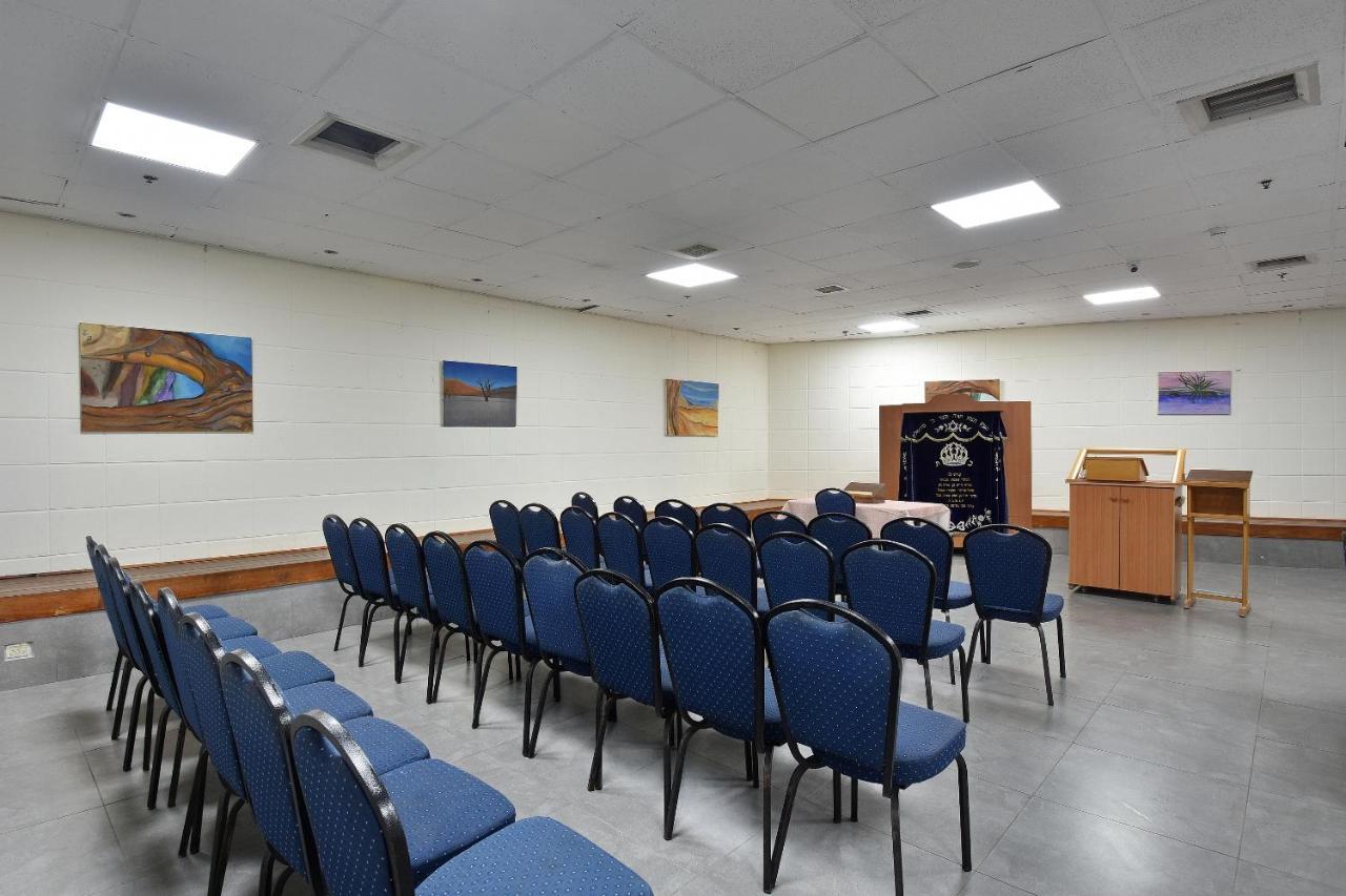 Pearl Of The Valley Hotel Kfar Tavor Екстериор снимка