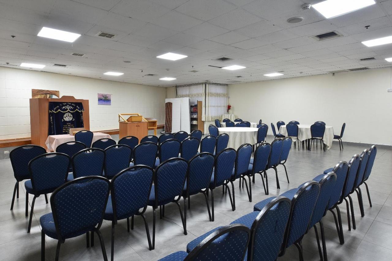 Pearl Of The Valley Hotel Kfar Tavor Екстериор снимка