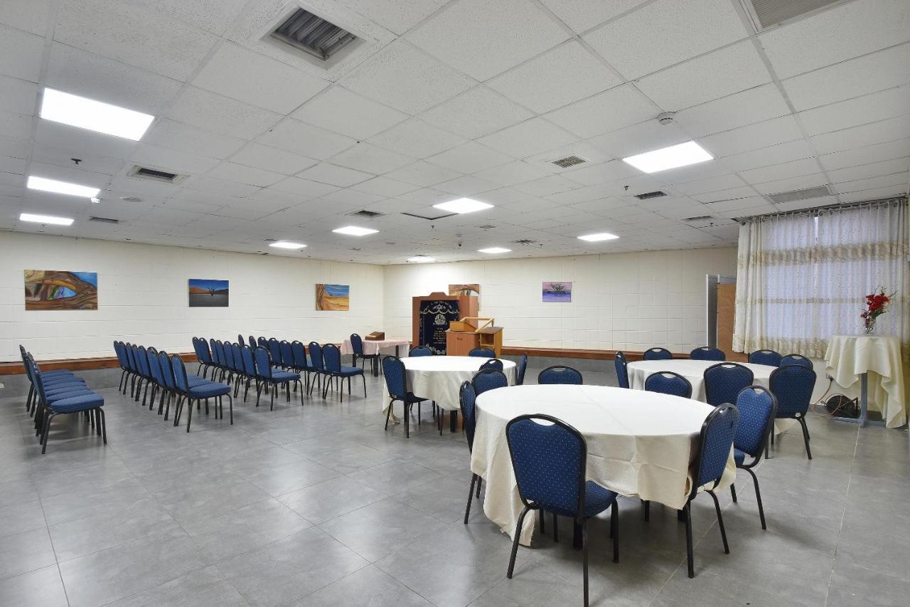 Pearl Of The Valley Hotel Kfar Tavor Екстериор снимка