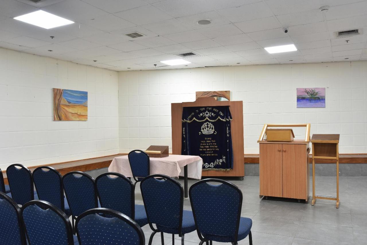 Pearl Of The Valley Hotel Kfar Tavor Екстериор снимка